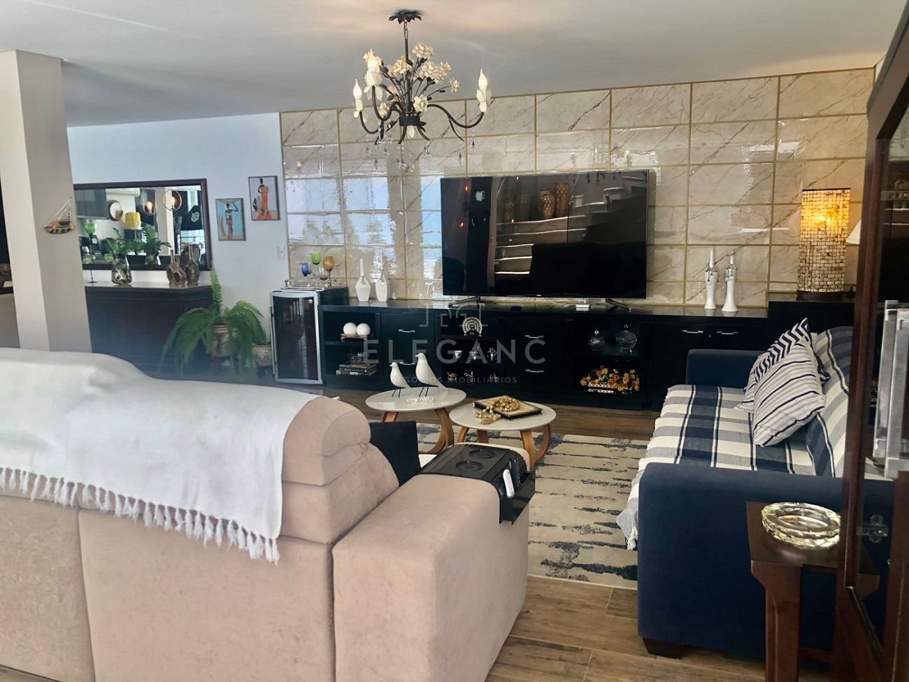 Casa em Condomínio á venda no Ariribá em Balneário Camboriú