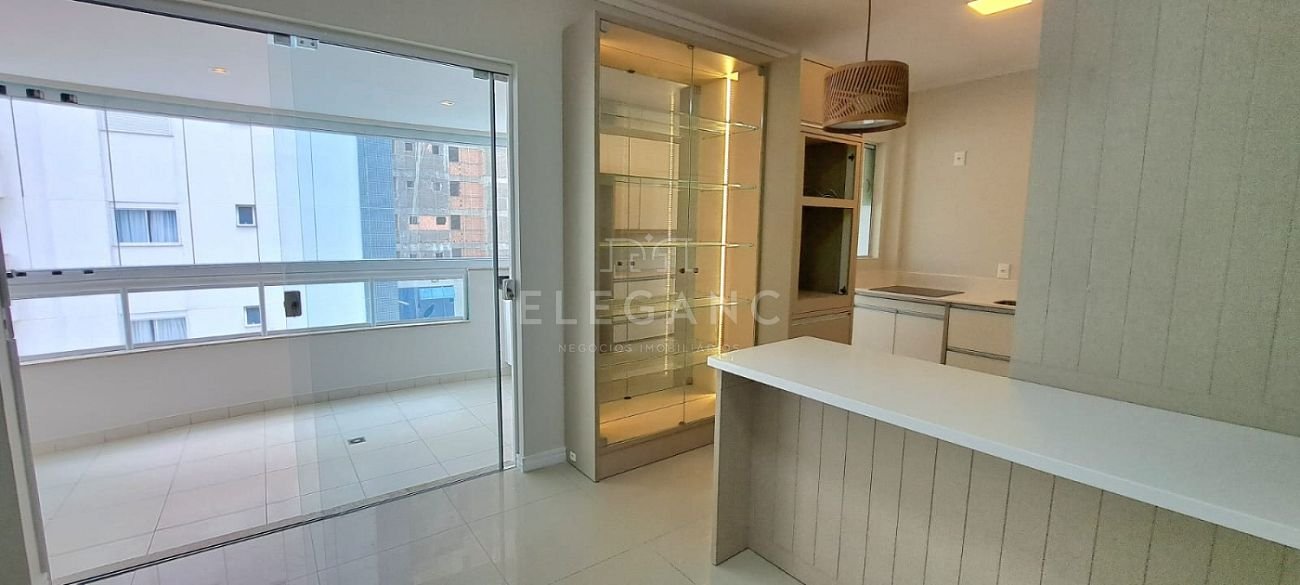 Apartamento no Centro á venda em Balneário Camboriú