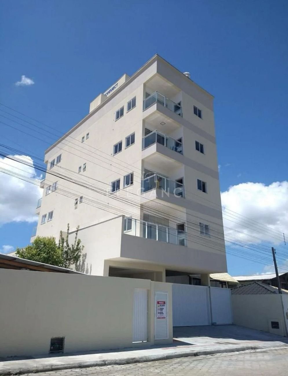 APARTAMENTO PRONTO EM PORTO BELO