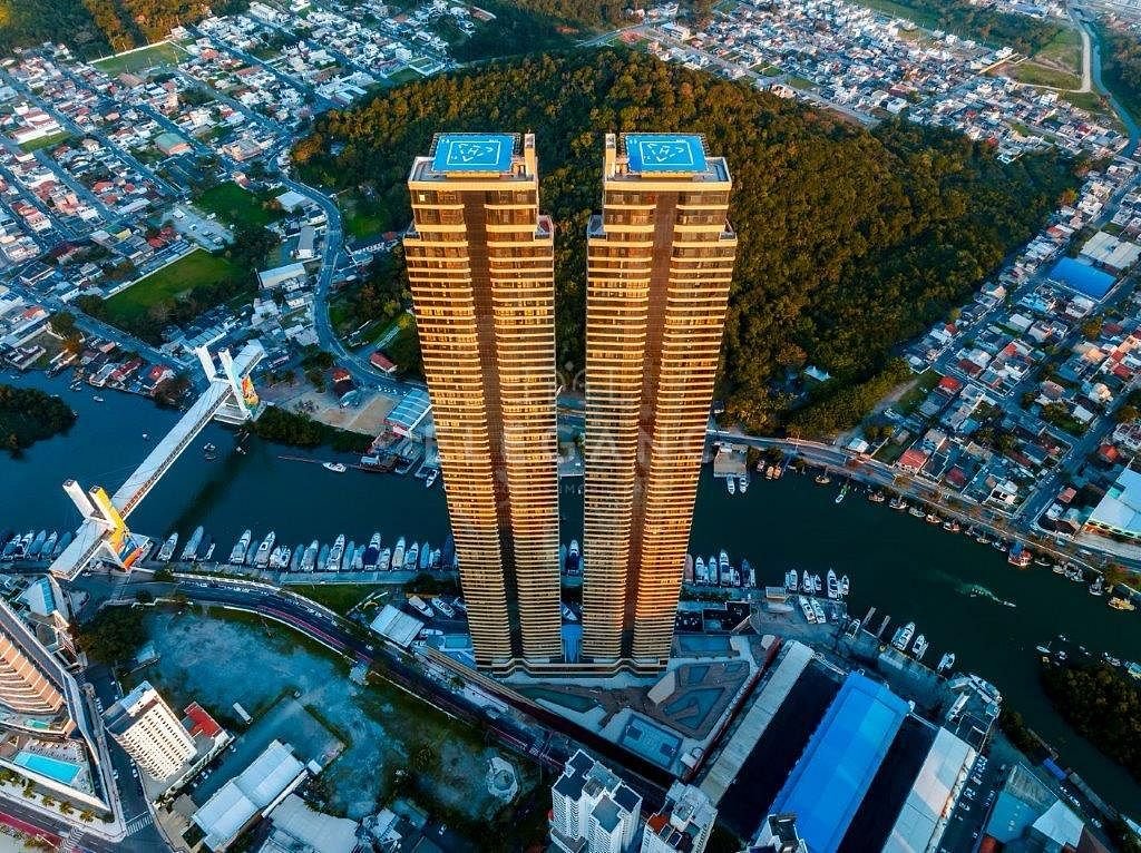 EDIFICÍO YACHTHOUSE