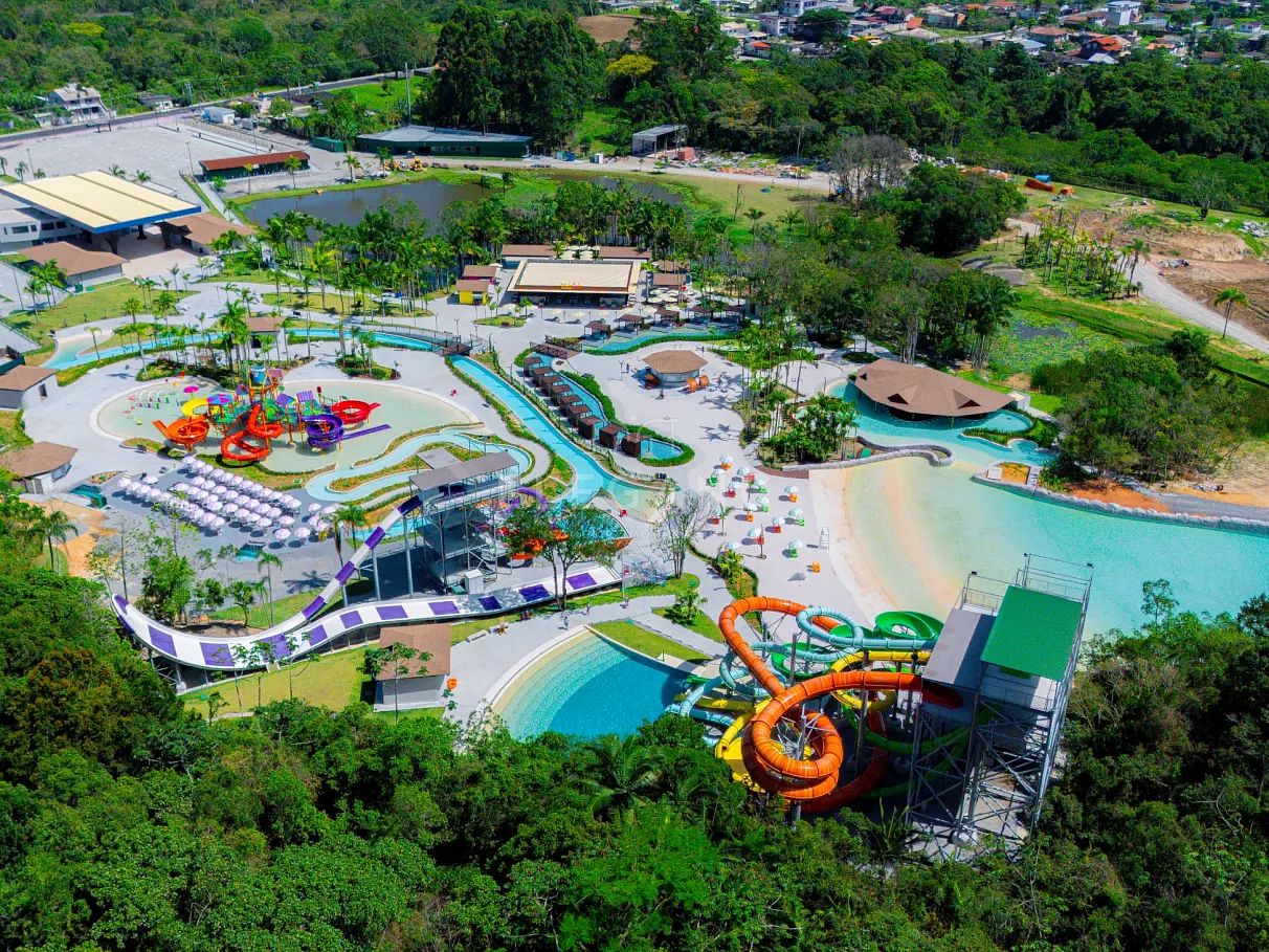 Novo Parque Aquático Multiparque é Inaugurado em Balneário Camboriú